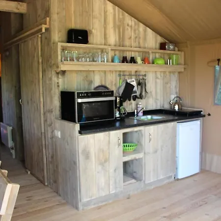 Gemuetliches Safarizelt Mit Grill Und Garten By Interhome * Lychen