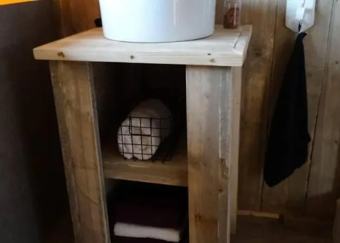 Holiday home Gemuetliches Safarizelt Mit Grill Und Garten By Interhome *