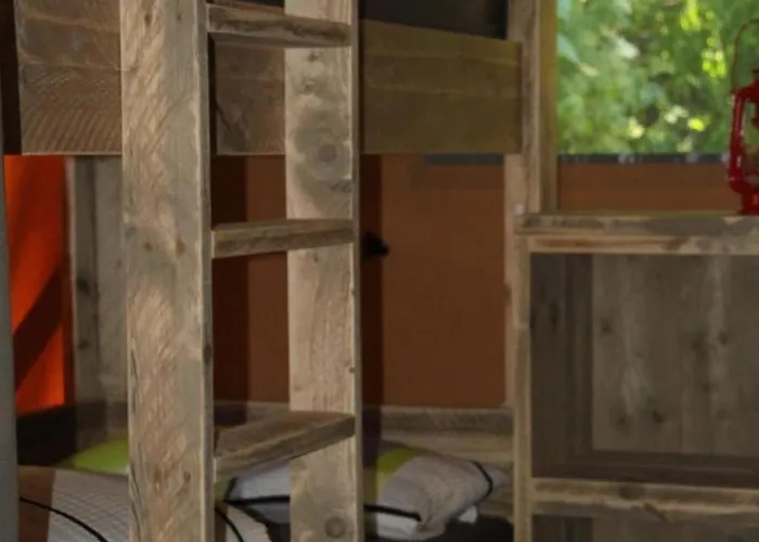 Semesterbostad Gemuetliches Safarizelt Mit Grill Und Garten By Interhome *