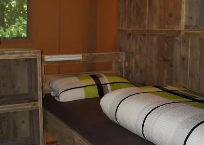 Gemuetliches Safarizelt Mit Grill Und Garten By Interhome * Lychen